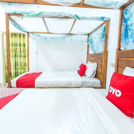 Oyo 1895 Lamancha Homestay Kuta  Extérieur photo