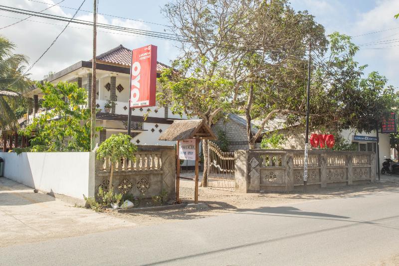 Oyo 1895 Lamancha Homestay Kuta  Extérieur photo