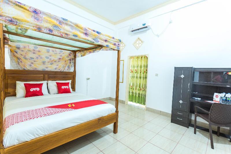Oyo 1895 Lamancha Homestay Kuta  Extérieur photo