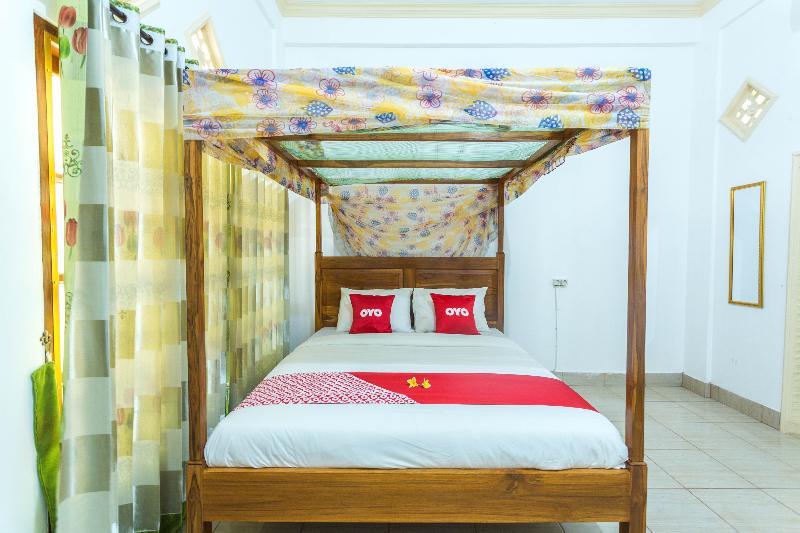 Oyo 1895 Lamancha Homestay Kuta  Extérieur photo